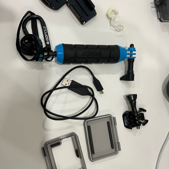 GoPro Hero+LCD - Picture 3 of 5